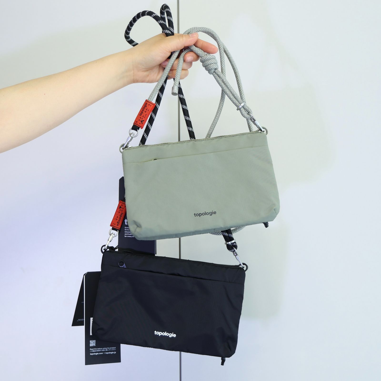 新品未使用 topologie ボトルサコッシュ ロープストラップ付き