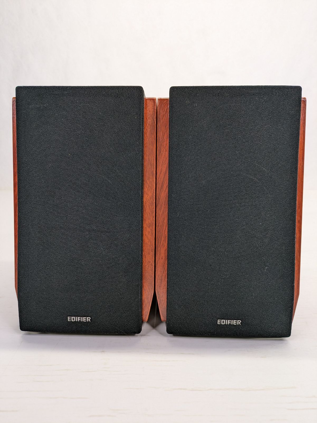 11168 EDIFIER R1700BT スピーカー　中古 Edifier R1700BT アクティブスピーカー HDMI 音声分離器付き