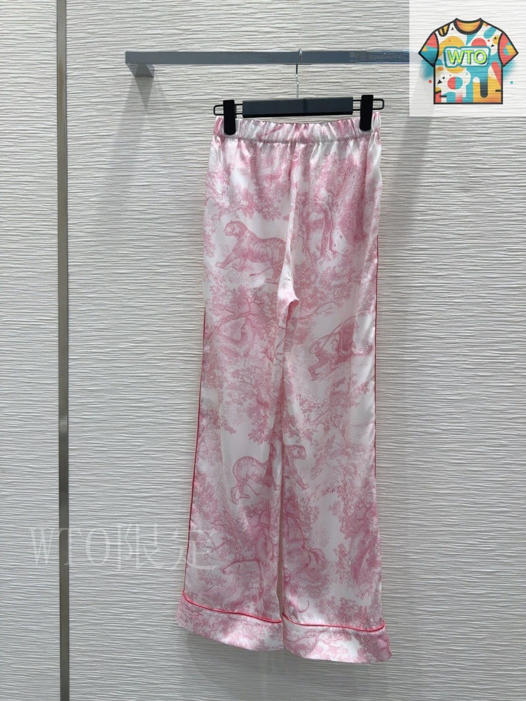 今日WTO】Christian Dior 2025SS ヴィンテージ風 パジャマセット