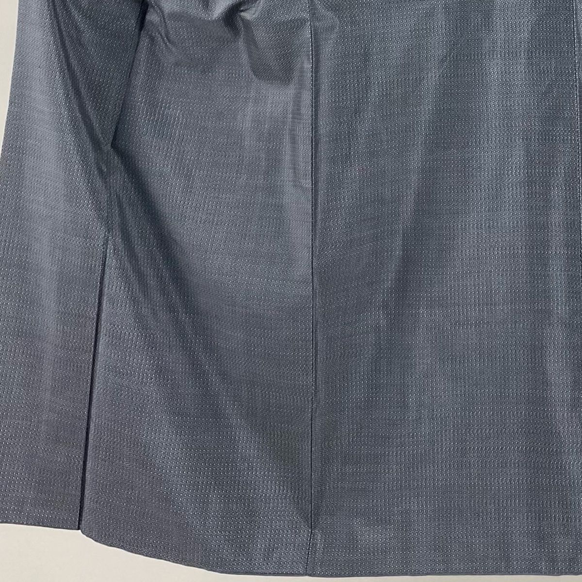 男着物 身丈142 5 cm 裄丈72 M 袷 紬地 亀甲絣 灰色 正絹 秀品