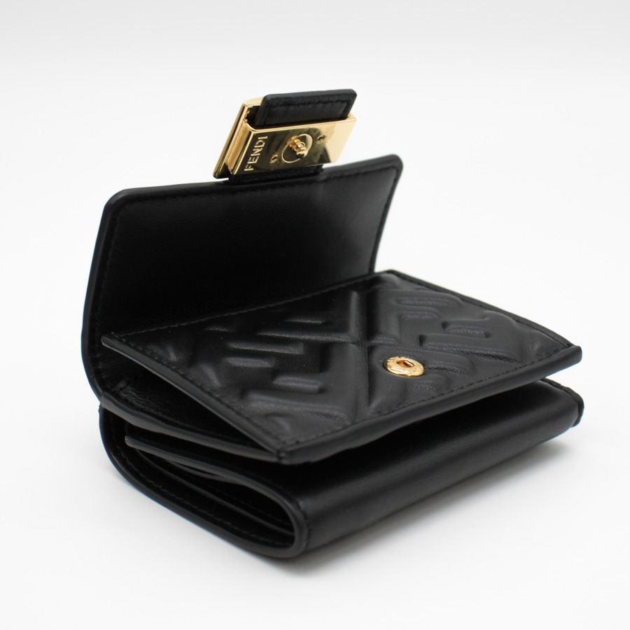 マイクロ 三つ折り財布