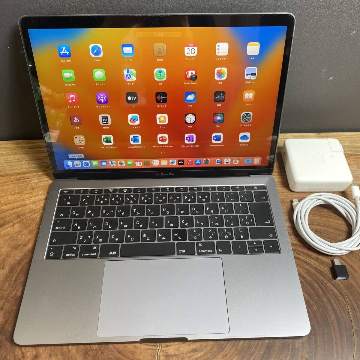 ［美品］Apple MacBook Pro 13inch 2017/320 Amazon.com: Apple 2017 Macbook Pro with 2.3GHz Intel Core i5