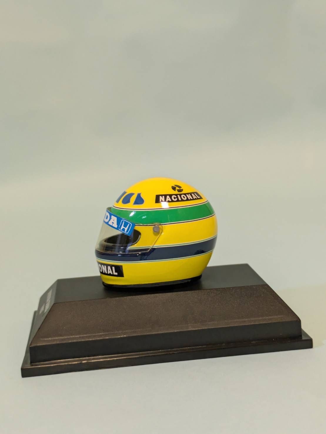 1/8 ミニチャンプス アイルトンセナ ヘルメット 7個セット ミニチャンプス 1/8スケール ヘルメット アイルトン セナ 1985年