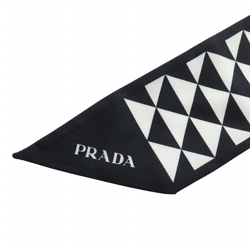 PRADA プラダ トライアングル柄 スカーフ シルク 総柄 白黒 保存箱付き プラダ PRADA スカーフ ツイル 絹 シルク トライアングル柄 総柄