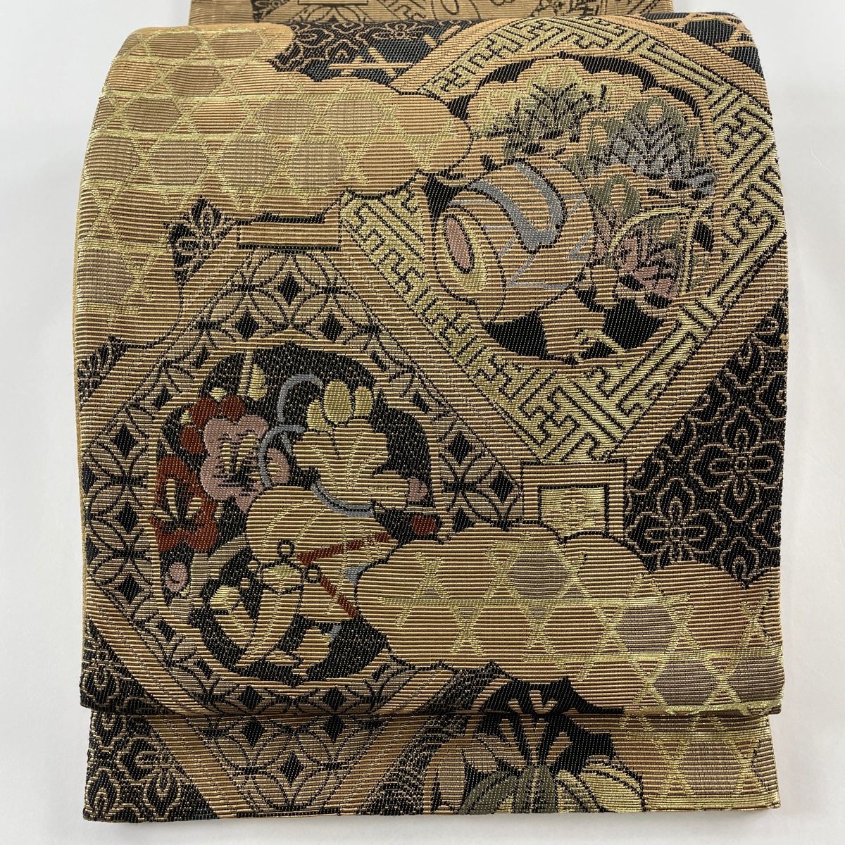 最先端 美品 袋帯 名品 正絹 お太鼓柄 墨色 箔 輪奈織 松竹梅 宝尽くし 着物・浴衣