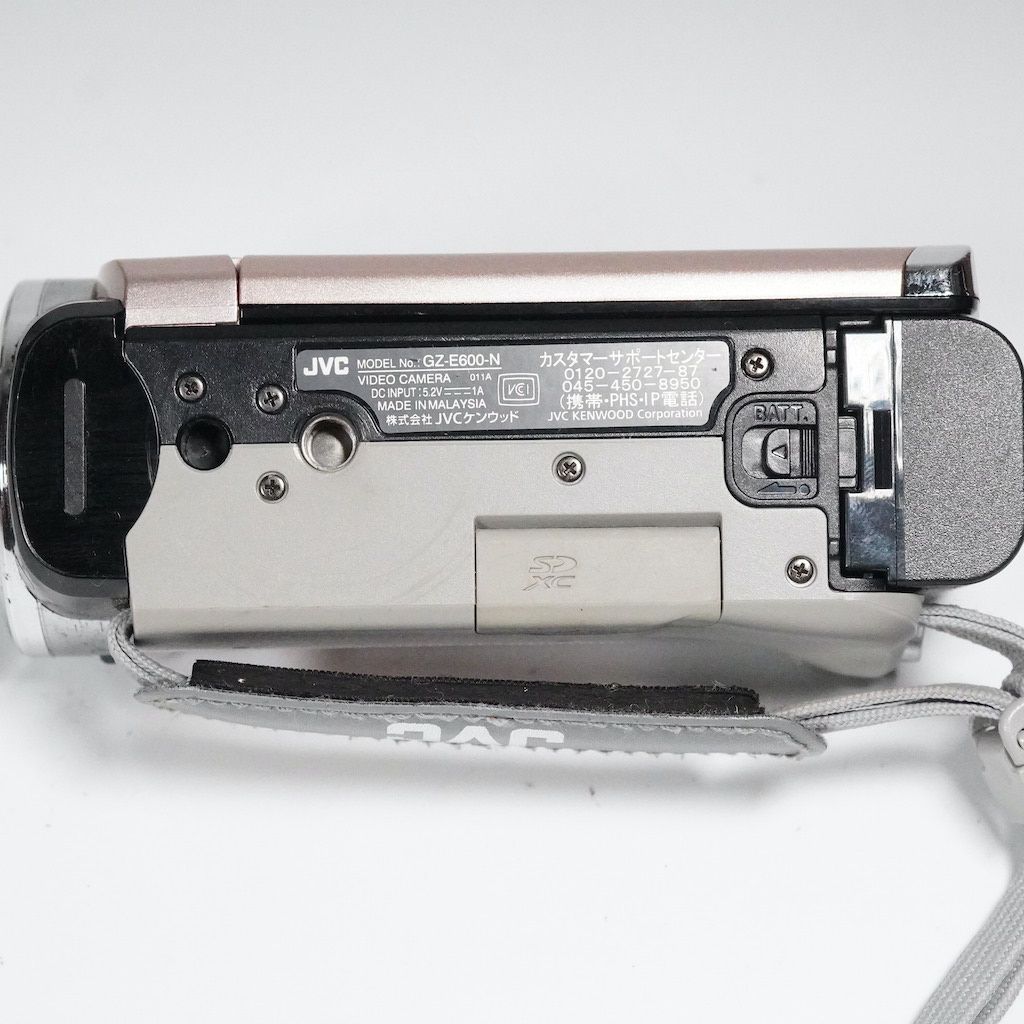 JVC Victor Everio GZ-E600-N ピンク JVC Victor Everio GZ-E600-N ピンク