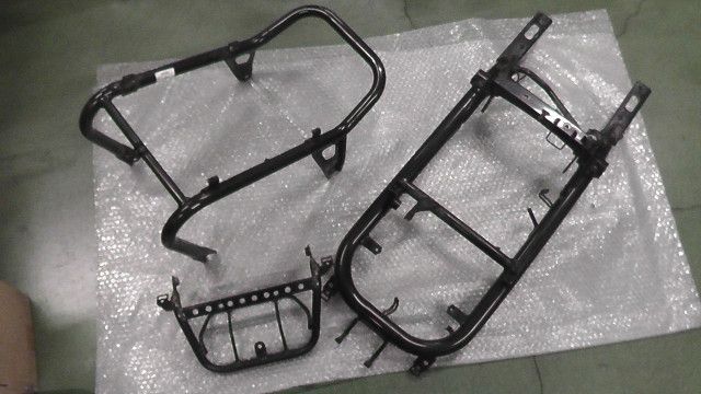 ZOOMER ズーマー AF58-1211xxx の フレーム３点 傷 1747277052