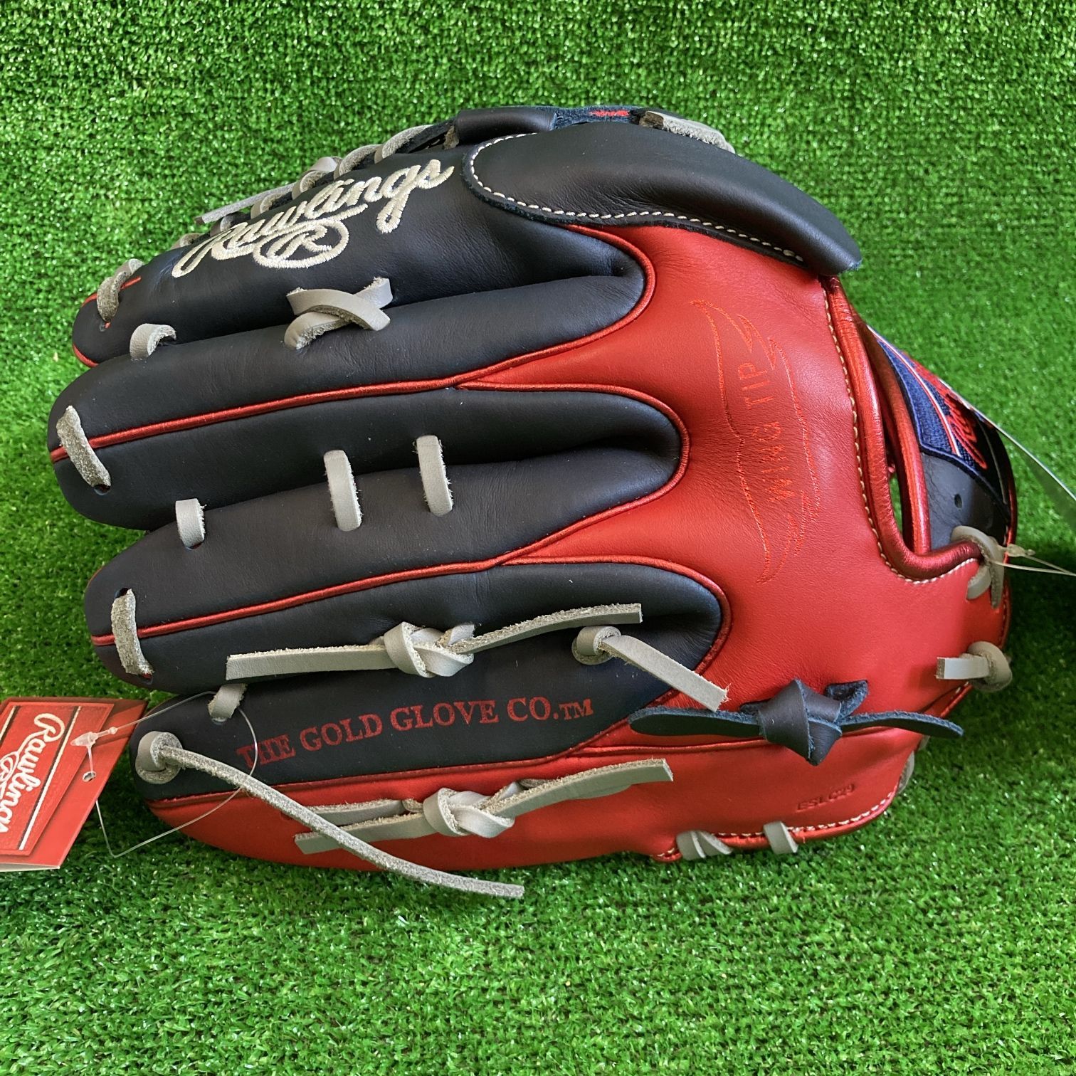 天然石タイチンルチルクォーツ共生アメジストの笑い口 置物 NO.100911