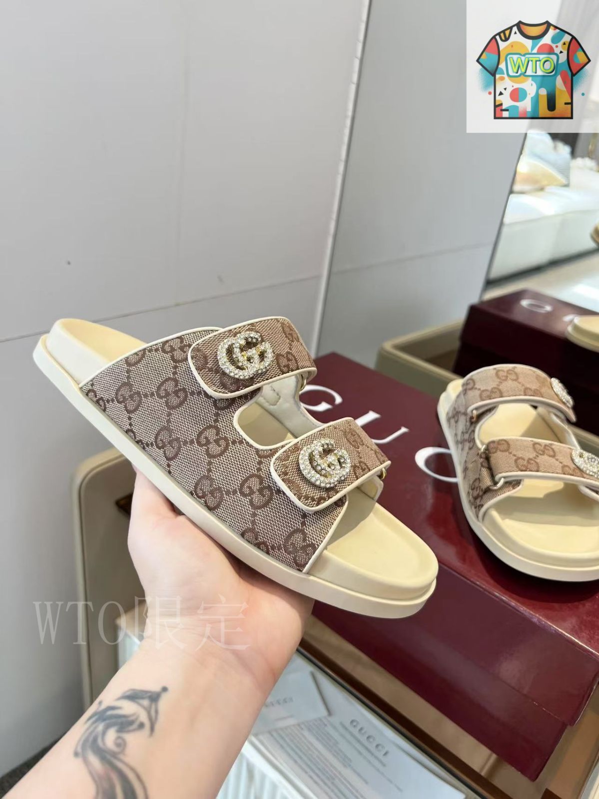 Gucci グッチ大涼スリッパ03-NQ47 - メルカリ