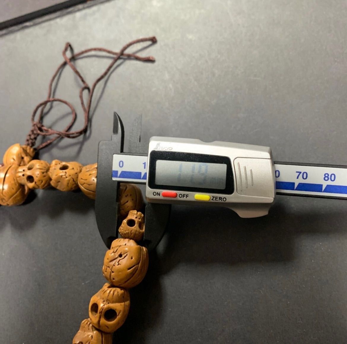 仏教美術　玉石獣骨彫刻　骸骨　数珠　念珠　G　R6151 仏教美術 玉石獣骨彫刻 骸骨 数珠 念珠 G R6151