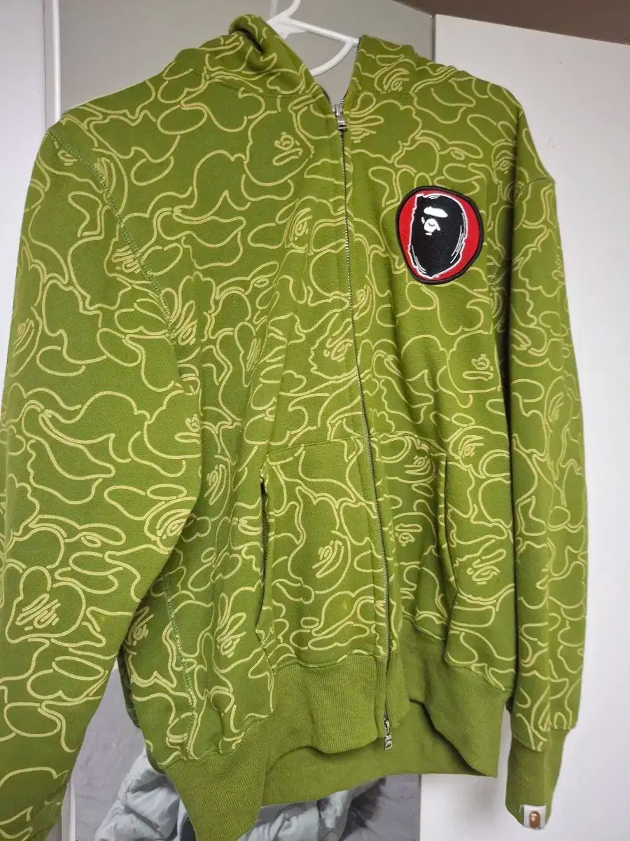 A BATHING APE アベイシングエイプ 30 周年 フード付き ジップアップパーカー