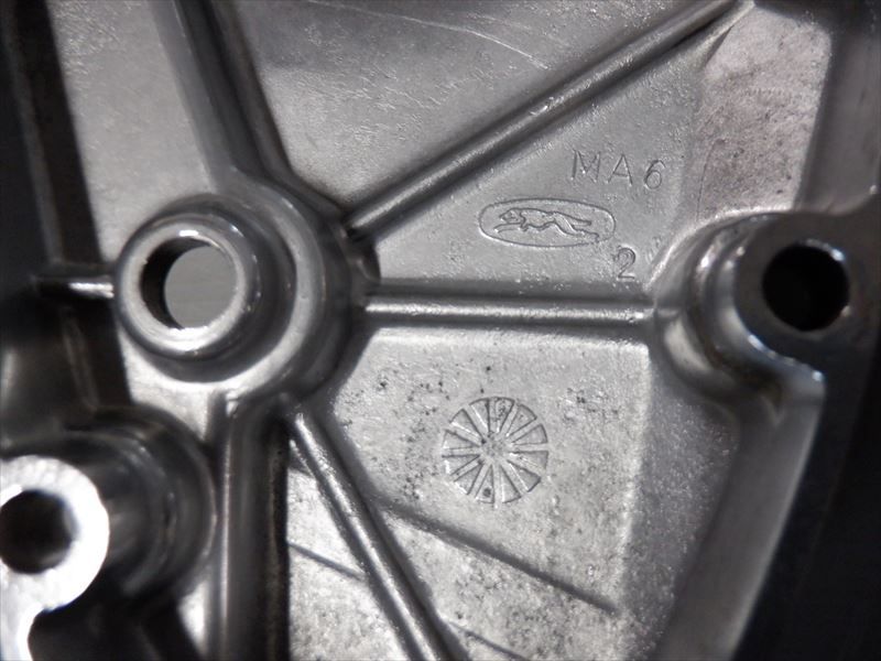 HONDA CBX400F オイルチェエンジカバー CBX550F バレル研磨仕上げ