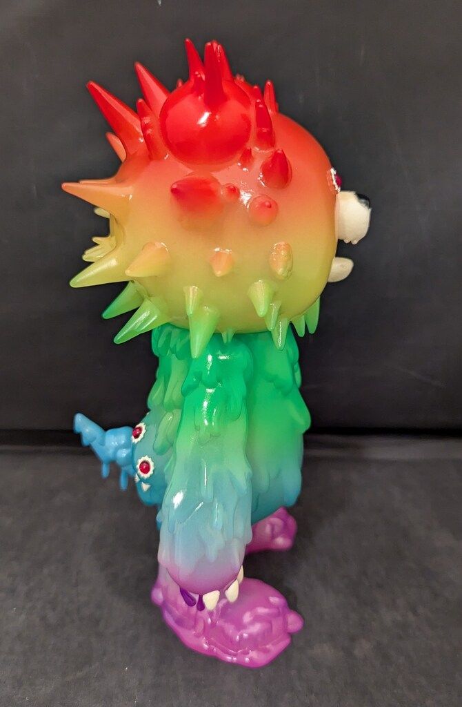 INSTINCTOY inc RAINBOW(蓄光成型/虹色) - メルカリ