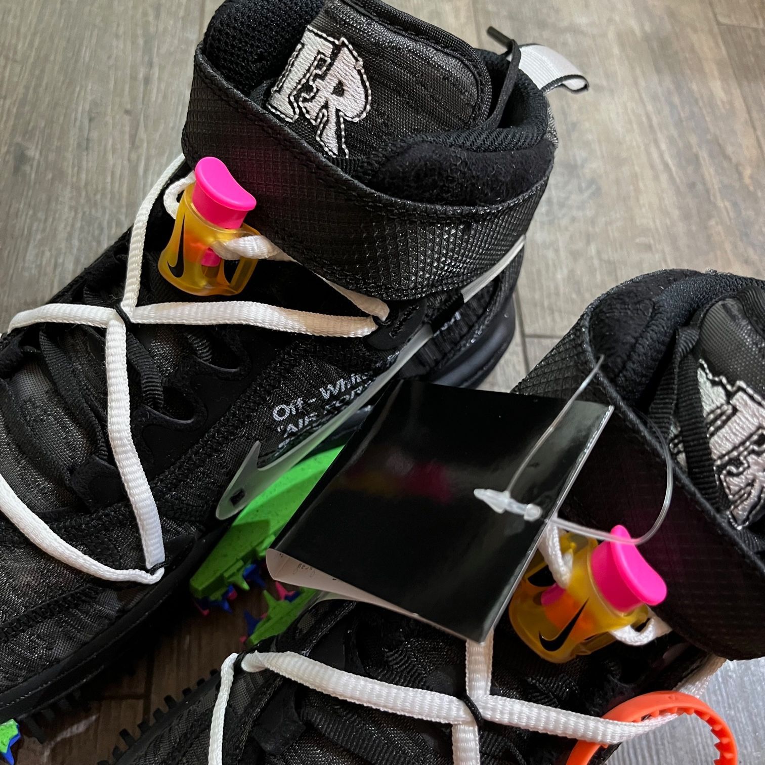 国内正規 新品 NIKE OFF-WHITE AIR FORCE 1 MID SP BLACK DO6290 国内正規 新品 NIKE OFF-WHITE AIR FORCE 1 MID SP BLACK DO6290