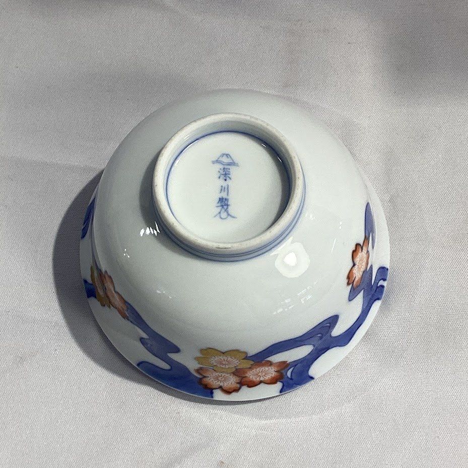 深川製磁 富士山秋型飯碗と川に桜春型飯碗