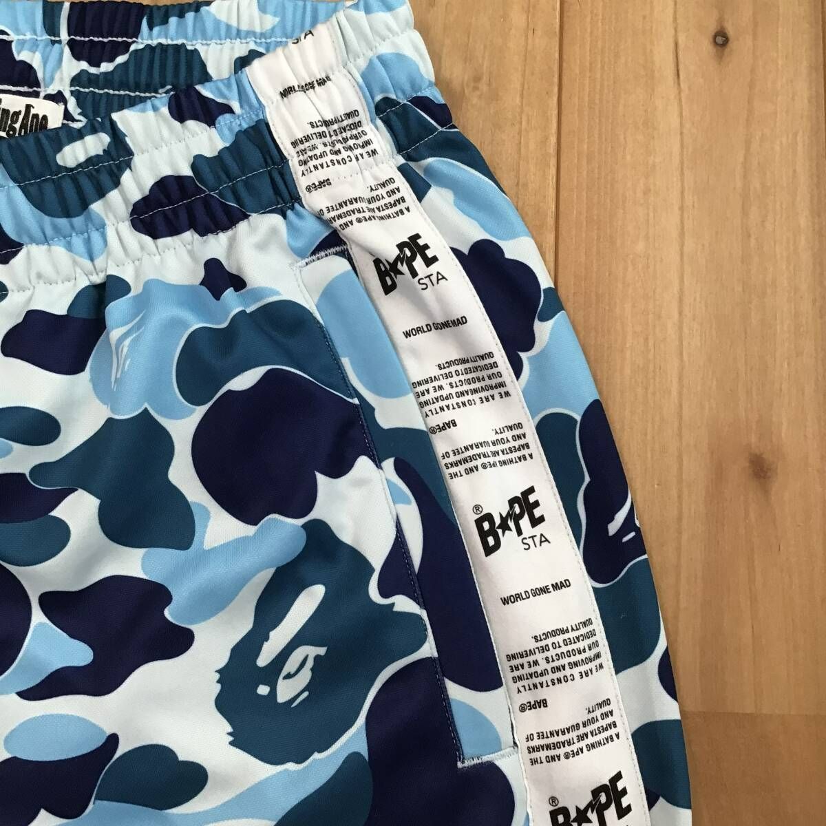 A BATHING APE ハ―フパンツ　ABCカモ ABC CAMO TRACK PANTS | bape.com