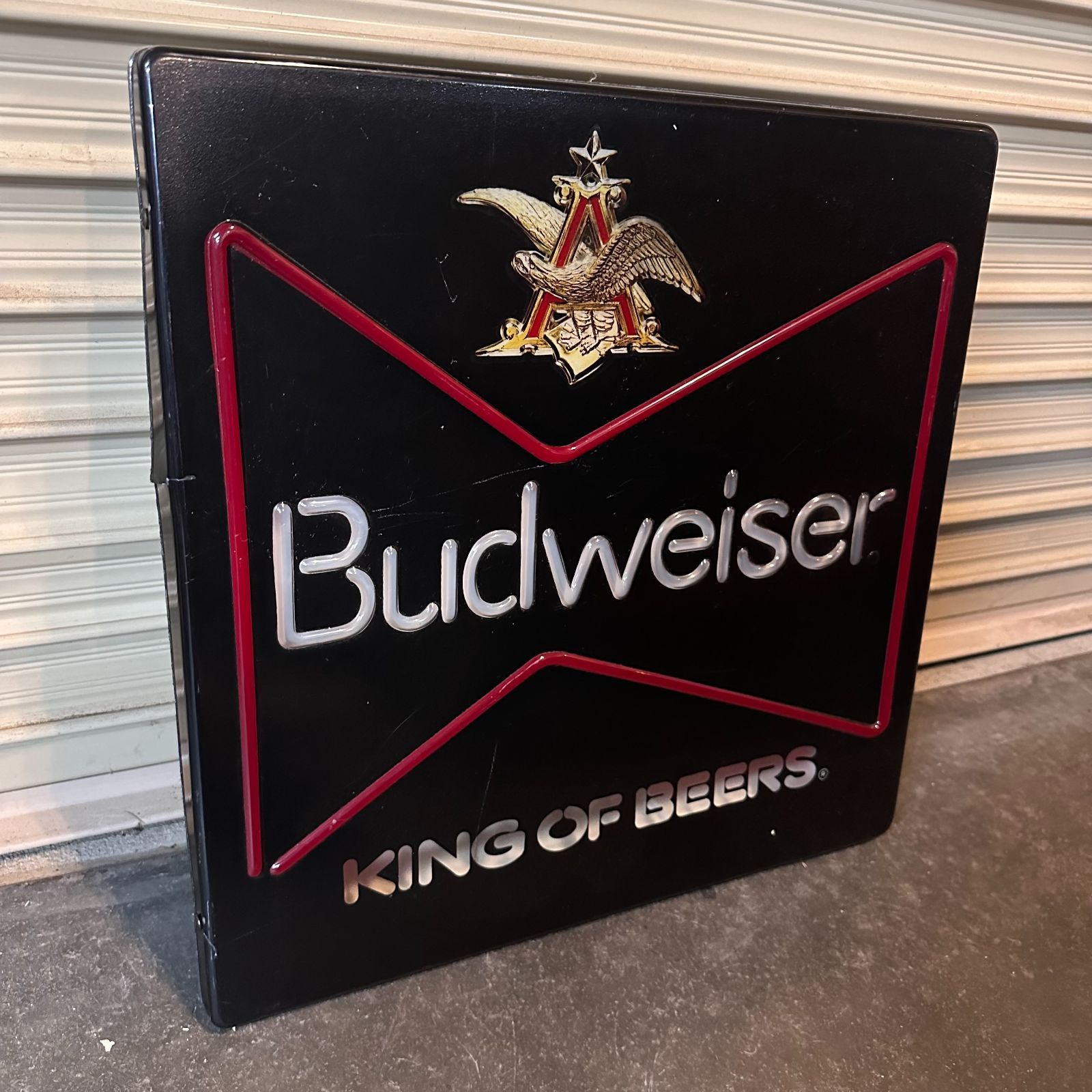 Budweiser Lighted Sign バドワイザーライトサイン - メルカリ