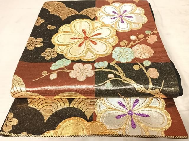 平和屋着物◎六通柄袋帯 市松枝梅文 黒地 金糸 正絹 逸品