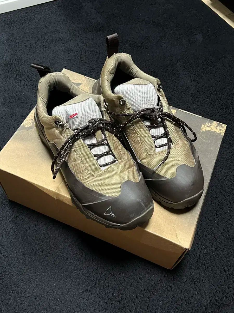 ROAハイキングカタリーナサンドブラウン 42