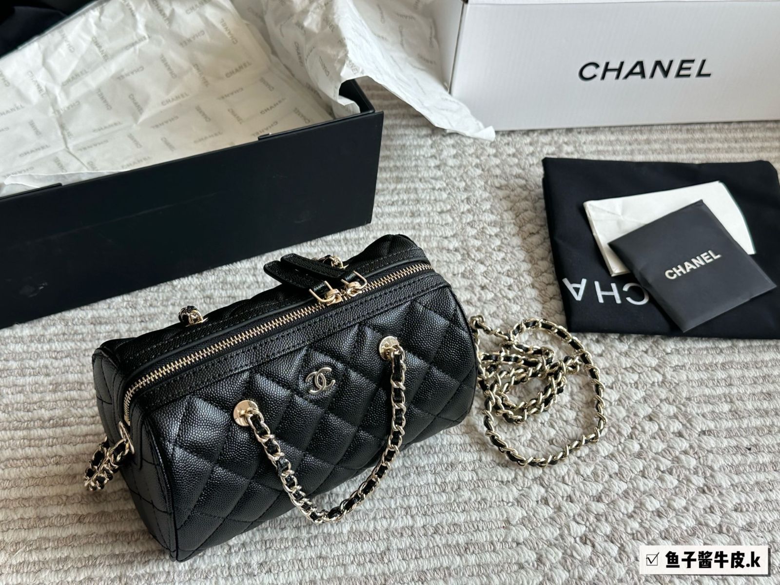 新作♪【 CHANEL 】シャネル ジップ ボーリングバッグ 【25P】 今日特価】Chanel 25P Bowling Bag Platinum ?枝牛 / シャネル