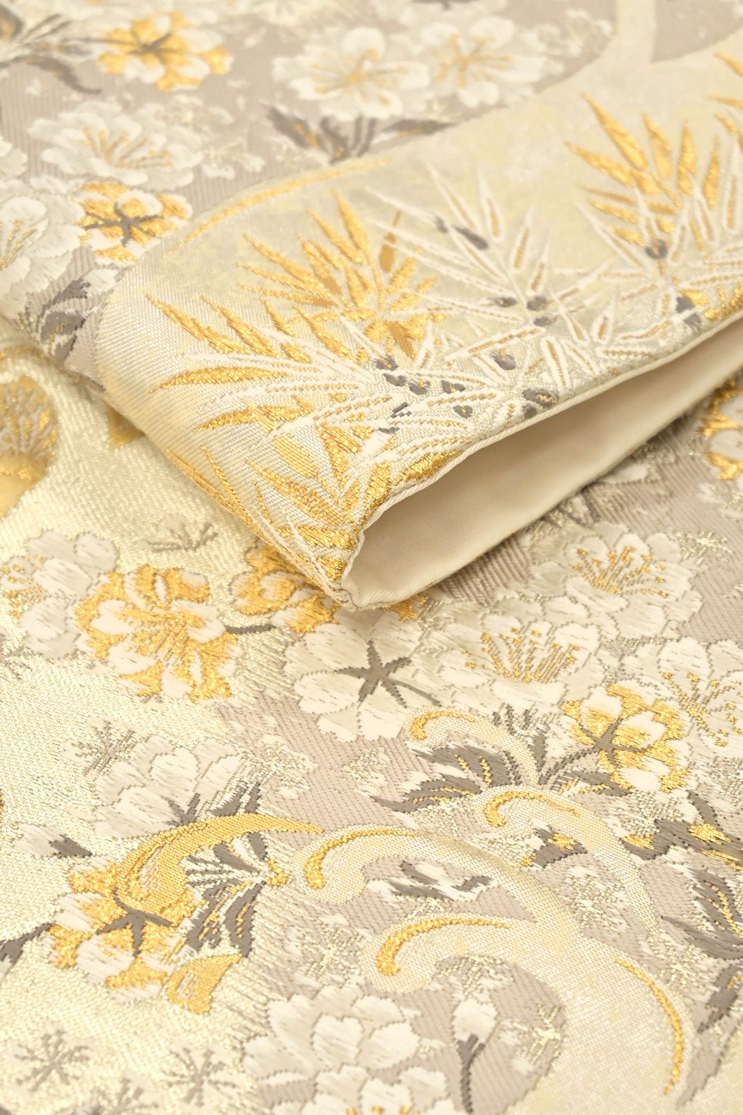 袋帯】西陣織｜加納幸｜お仕立て上がり｜中古美品｜波涛間道に松竹桜