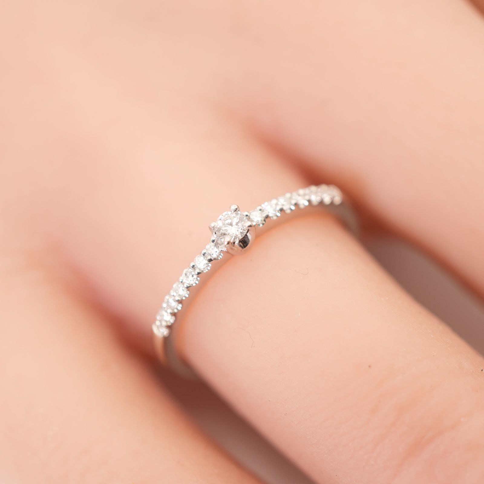 美品 ヴァンドーム青山 プラチナ ハーフエタニティ リング/25