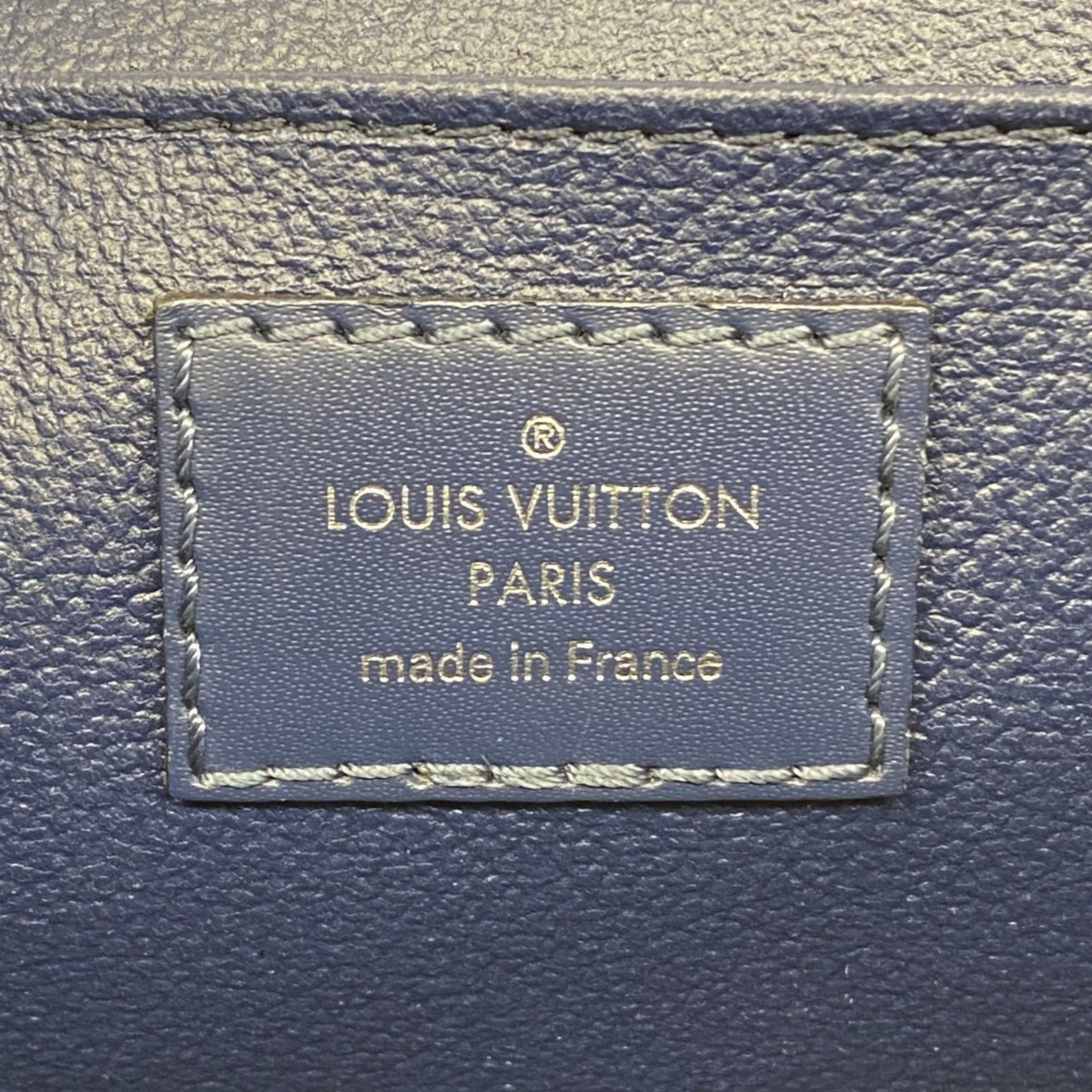 Vuitton ルイ