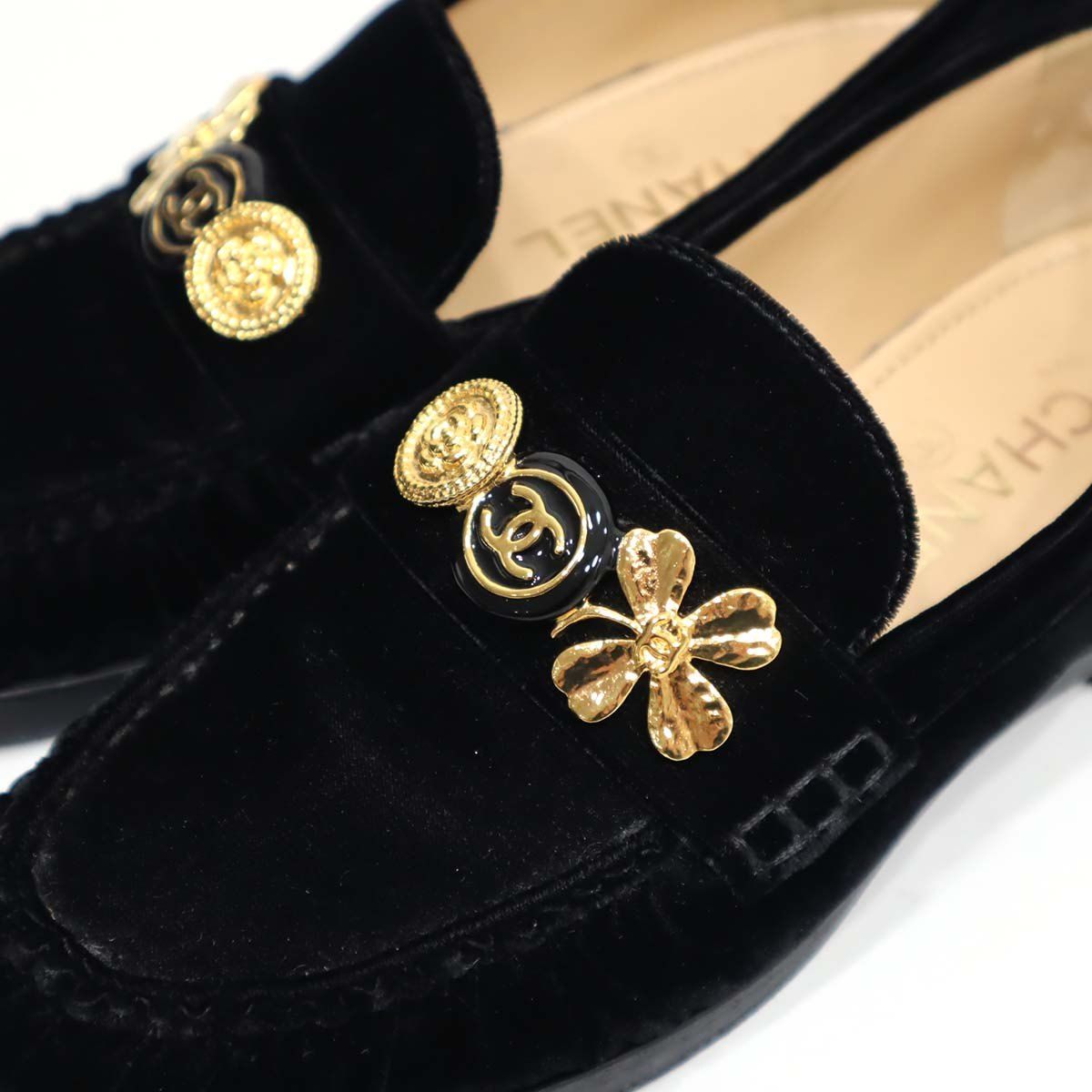 シャネル CHANEL ローファー 靴 ベロア チャーム付き G40114