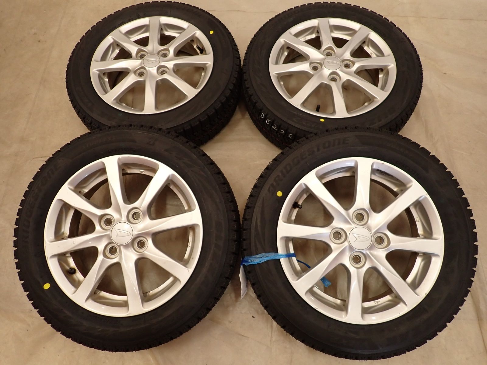 今なら送料。 冬 製 4本 会社宛 155 65R14×4.5J 75Q ブリヂストン ブリザック VRX2 ダイハツ純正 アルミ ウェイク タント NO D6274