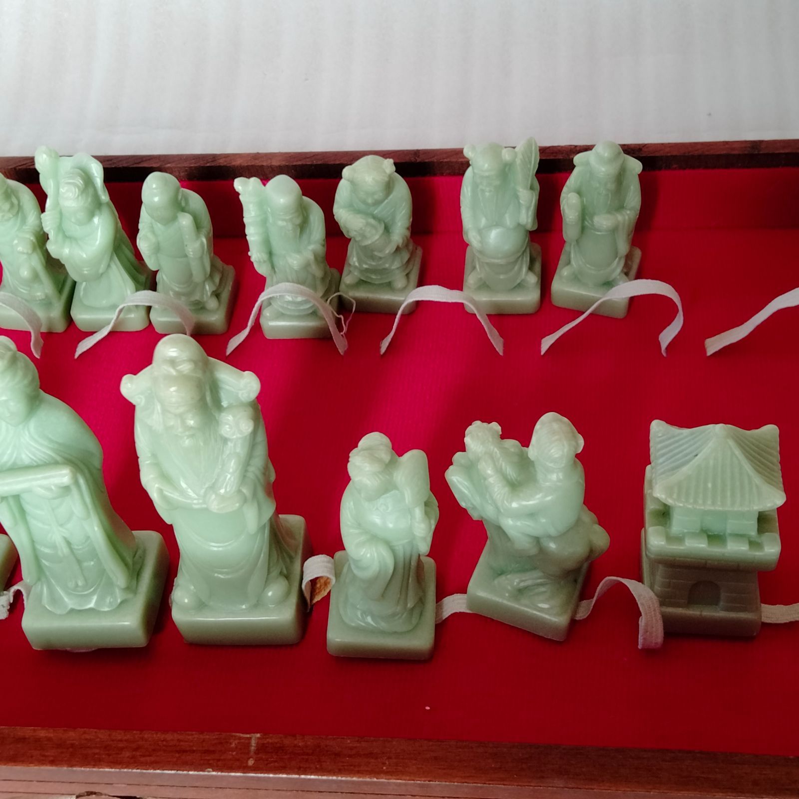 大型　中国製チェスセット　古代中国フィギュアのチェス駒　35cmX35cm 大型 古代中国フィギュア チェスセット 盤面35cmX35cm - メルカリ