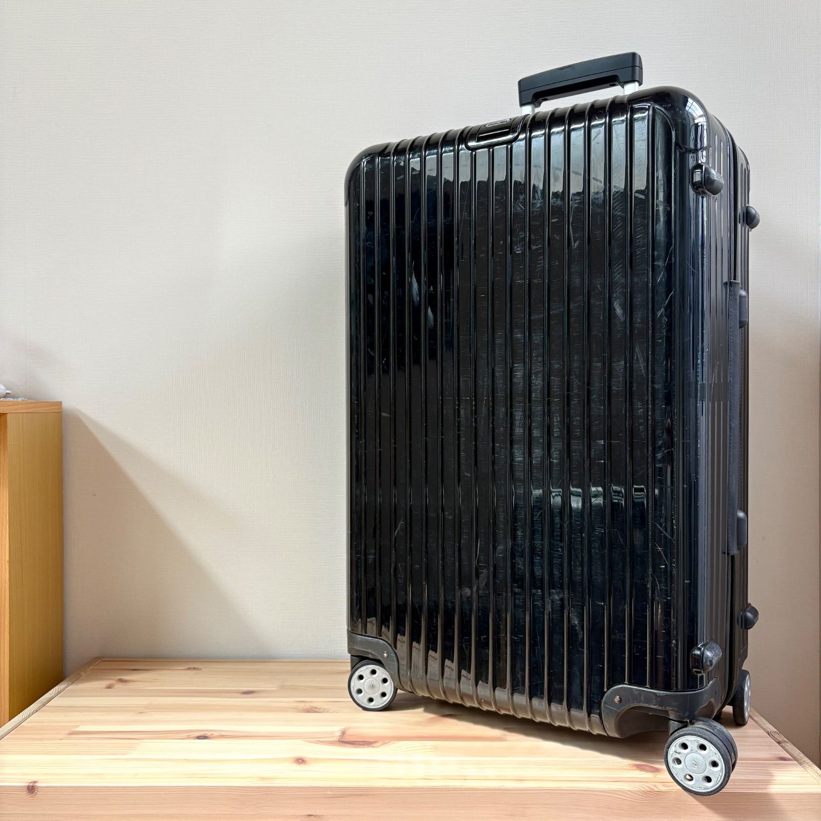 RIMOWA SALSA DELUXE 78L 82L キャリーケース リモワ サルサ デラックス ブラック 黒 4輪