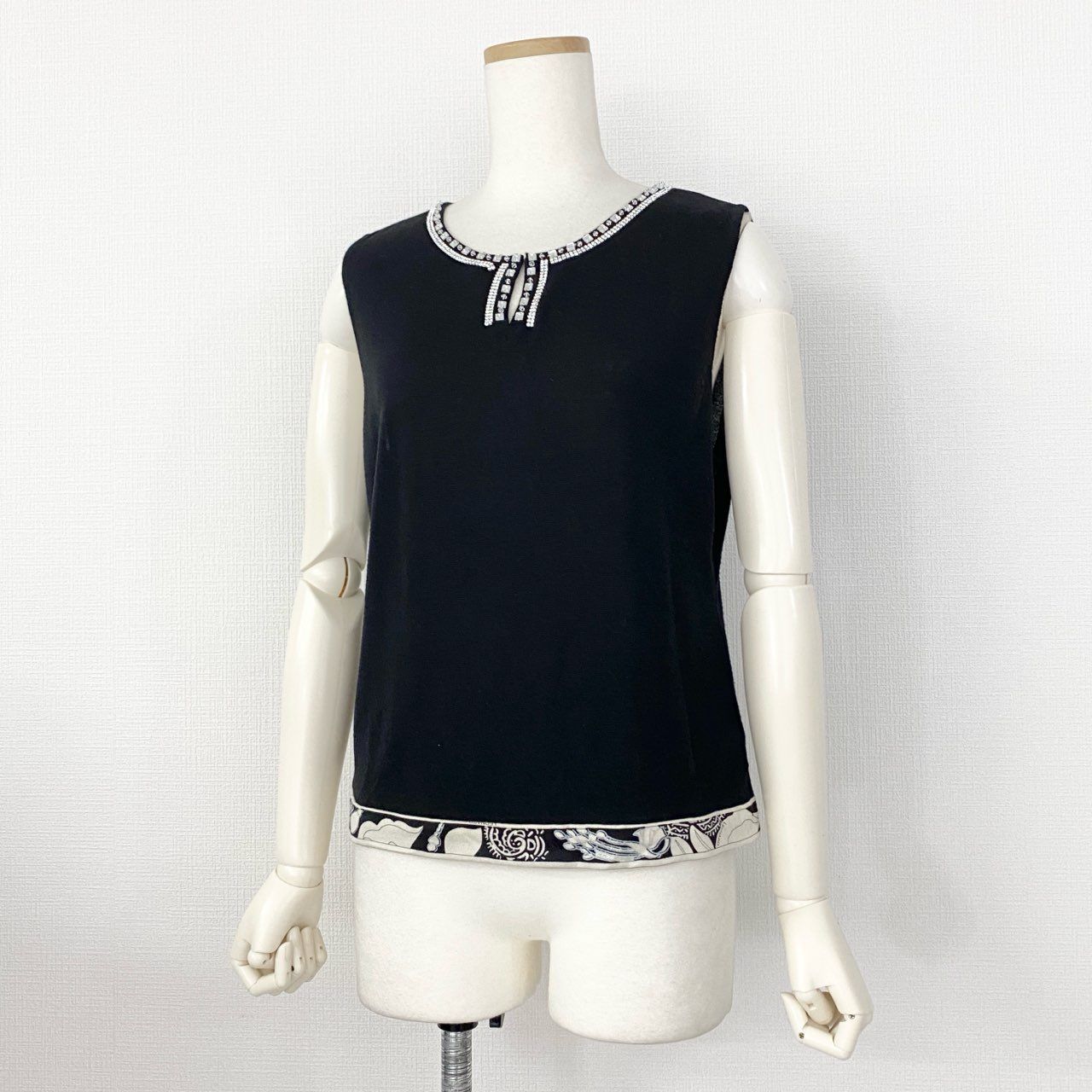31h30 LEONARD FASHION レオナール ラインストーン装飾 カシミヤニット 