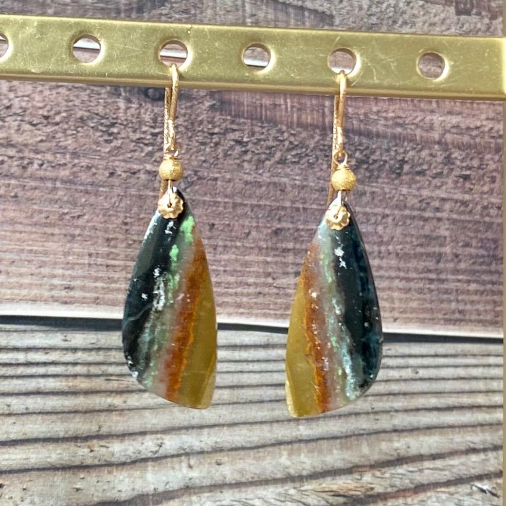 オパライズドウッド スパークルフック ピアス 14kgf