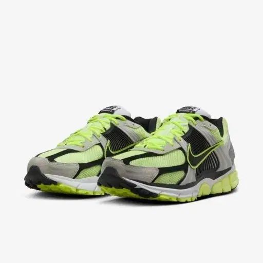 NIKE ナイキ ズーム ボメロ 5 250 290 通常価格 189000 勝ちました