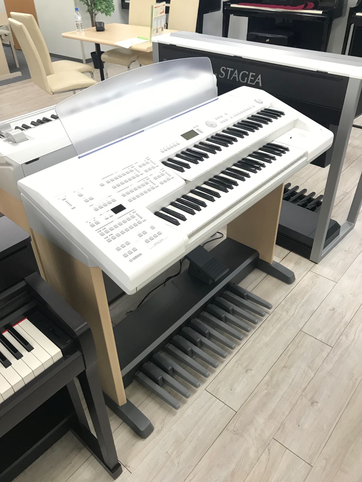 ★68161【エレクトーン】YAMAHA　ELB02　16年製 ☆68161【エレクトーン】YAMAHA ELB02 16年製 - メルカリ