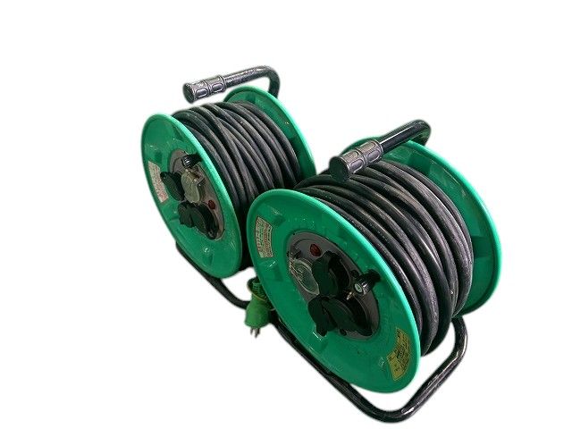 100V