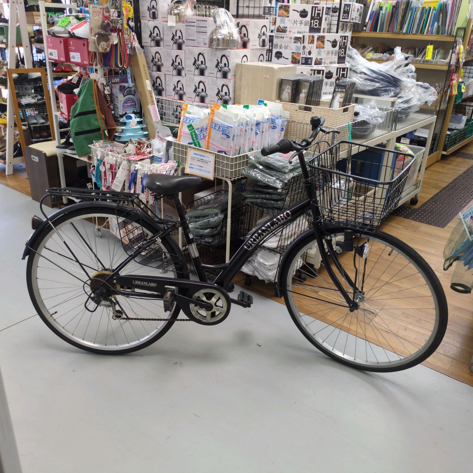 J203 ☆多少サビキズ使用感☆軽快自転車☆URBAN LABO☆6段☆LED