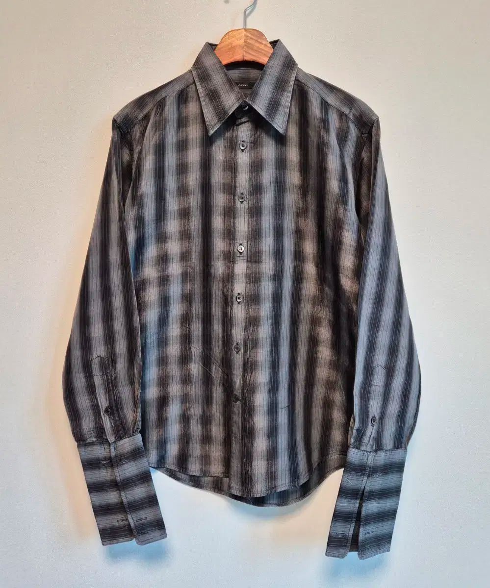 【雷市場（ポンジャン）商品韓国直送】 11 GUCCI(グッチ) シルク シャツ L