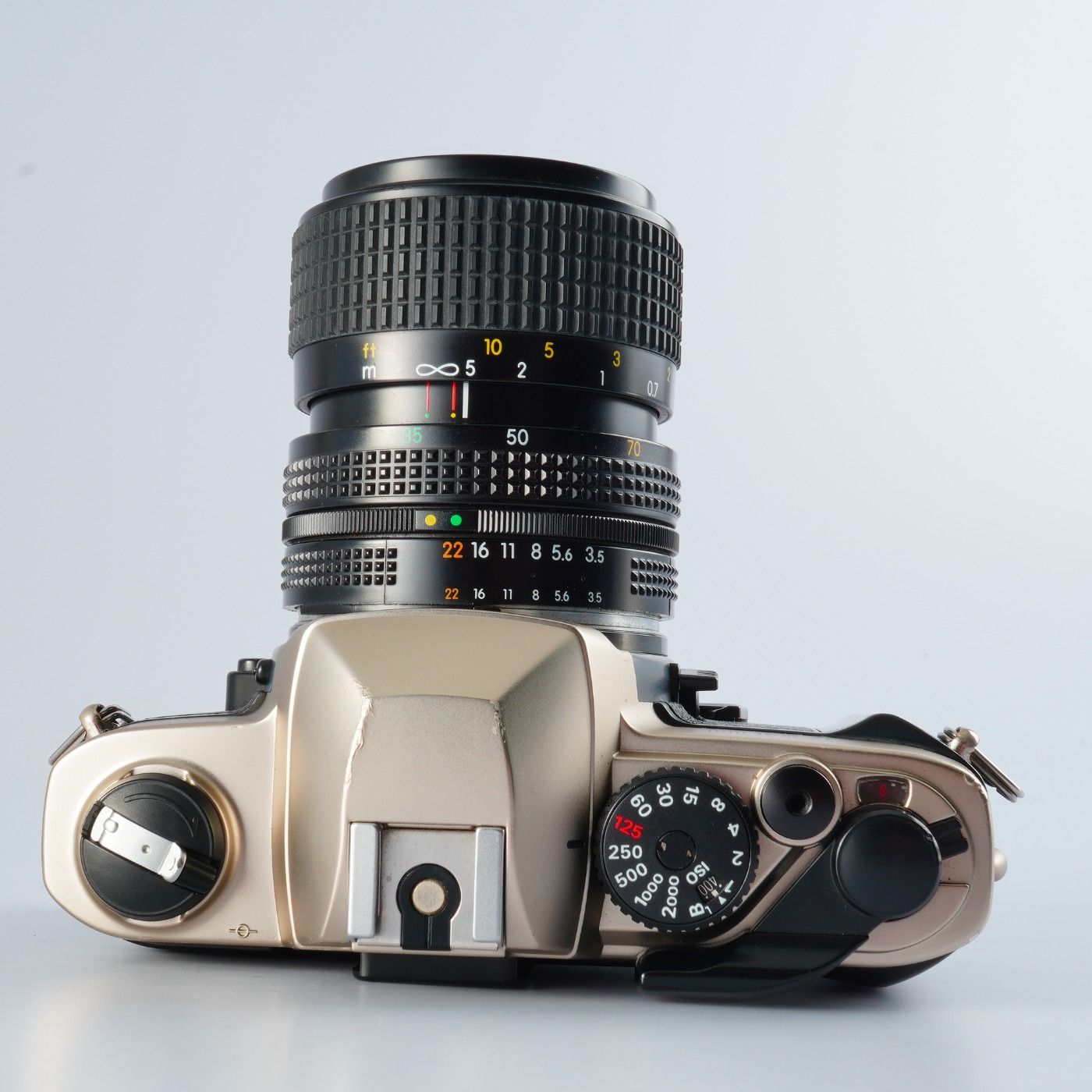 Nikon ニコン FM10 + セール中 Ai-S ZOOM Nikkor 35-70mm F/3.5-4.8 MF