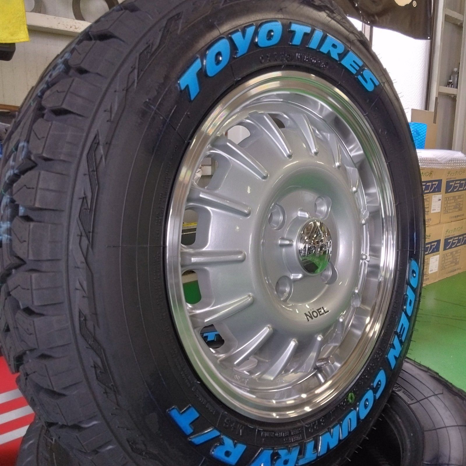 165/80R14 TOYO オープンカントリー R/T ホワイトレター NV200