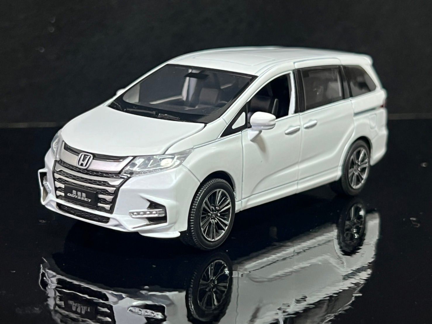 再入荷】ホンダ オデッセイ 1/32 ホワイト ミニカー H82 - メルカリ