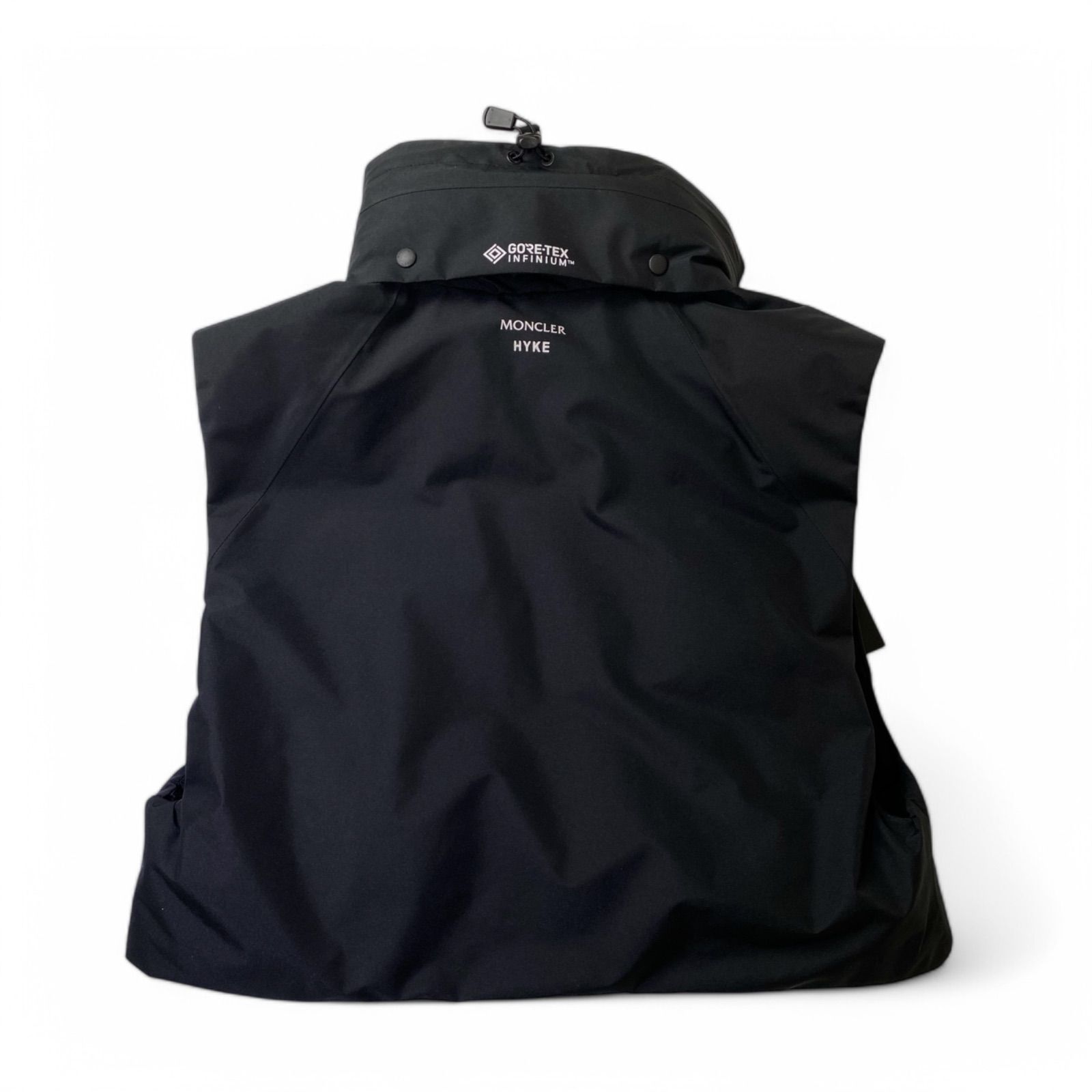 MONCLER x HYKE　ダウンベスト VANILIS ハイク モンクレール VANILIS GILET HYKE GORE-TEX 【公式通販】
