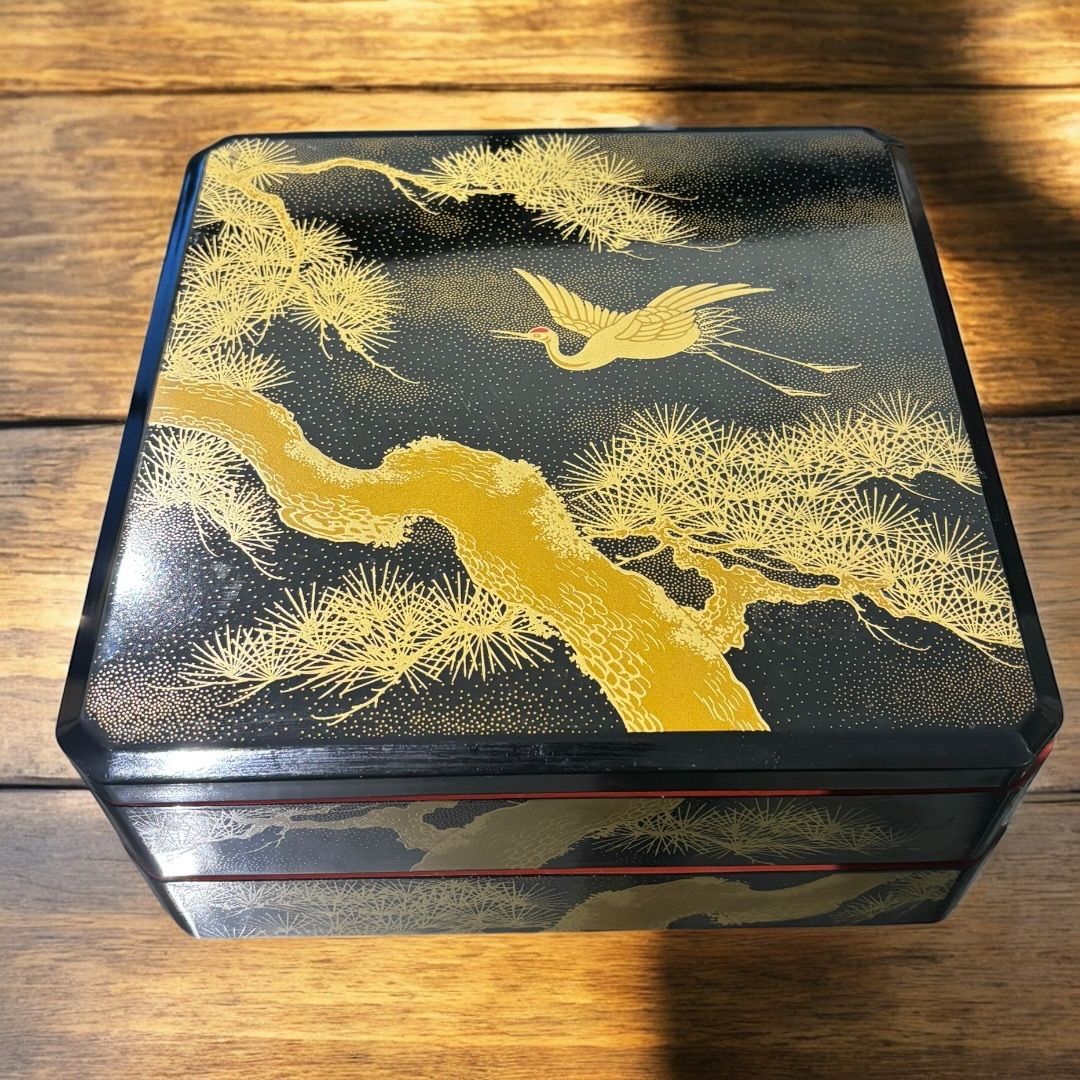 会津塗　三段重　松峯作　天然木　黒内朱　沈金　蒔絵　お正月　昭和レトロ 会津塗 三段重 松峯作 天然木 黒内朱 沈金 蒔絵 お正月 昭和