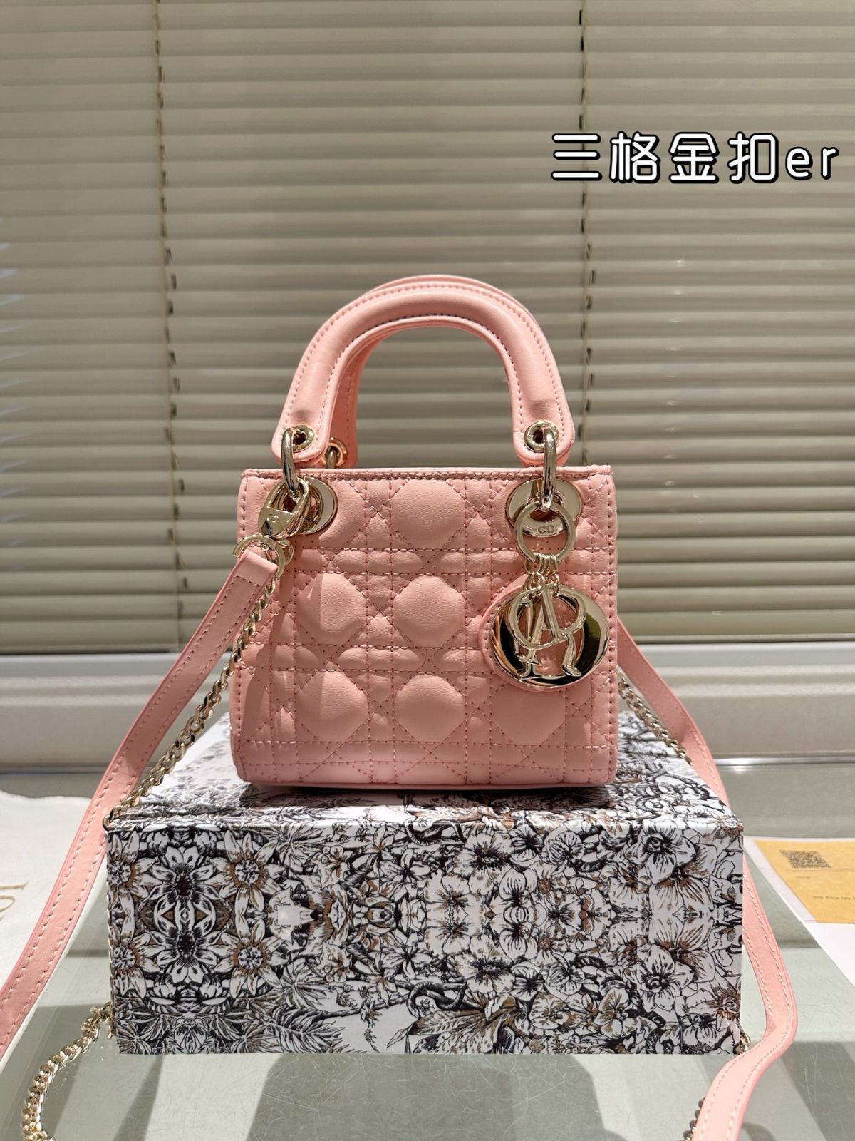 【Dior】LADY DIOR BAG レディ ディオール ラムスキン バッグ 楽天市場】【美品】ディオール 【Chiristian Dior】レディ