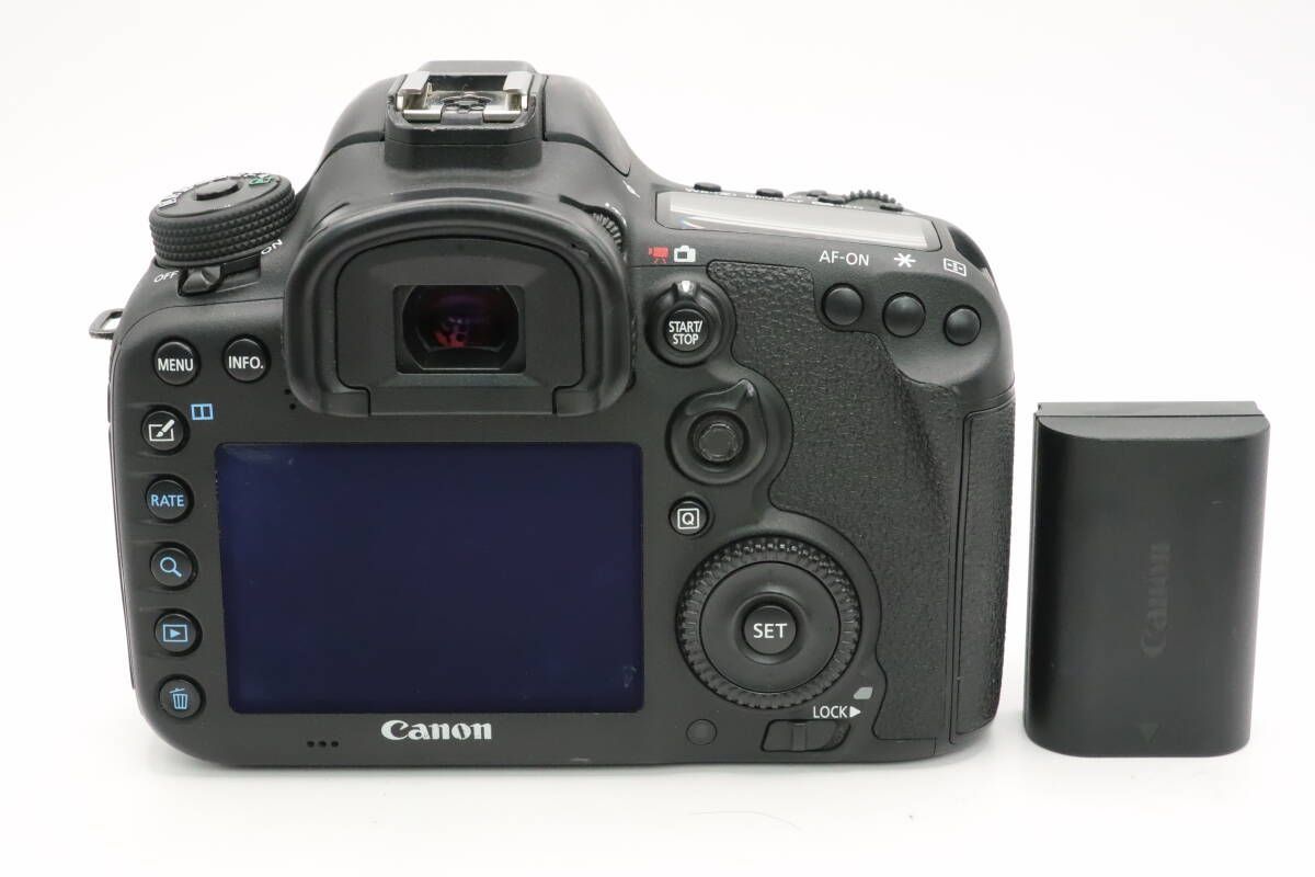 ☆美品☆ 【ショット数 8,964回】キャノン CANON EOS 50 D + EF