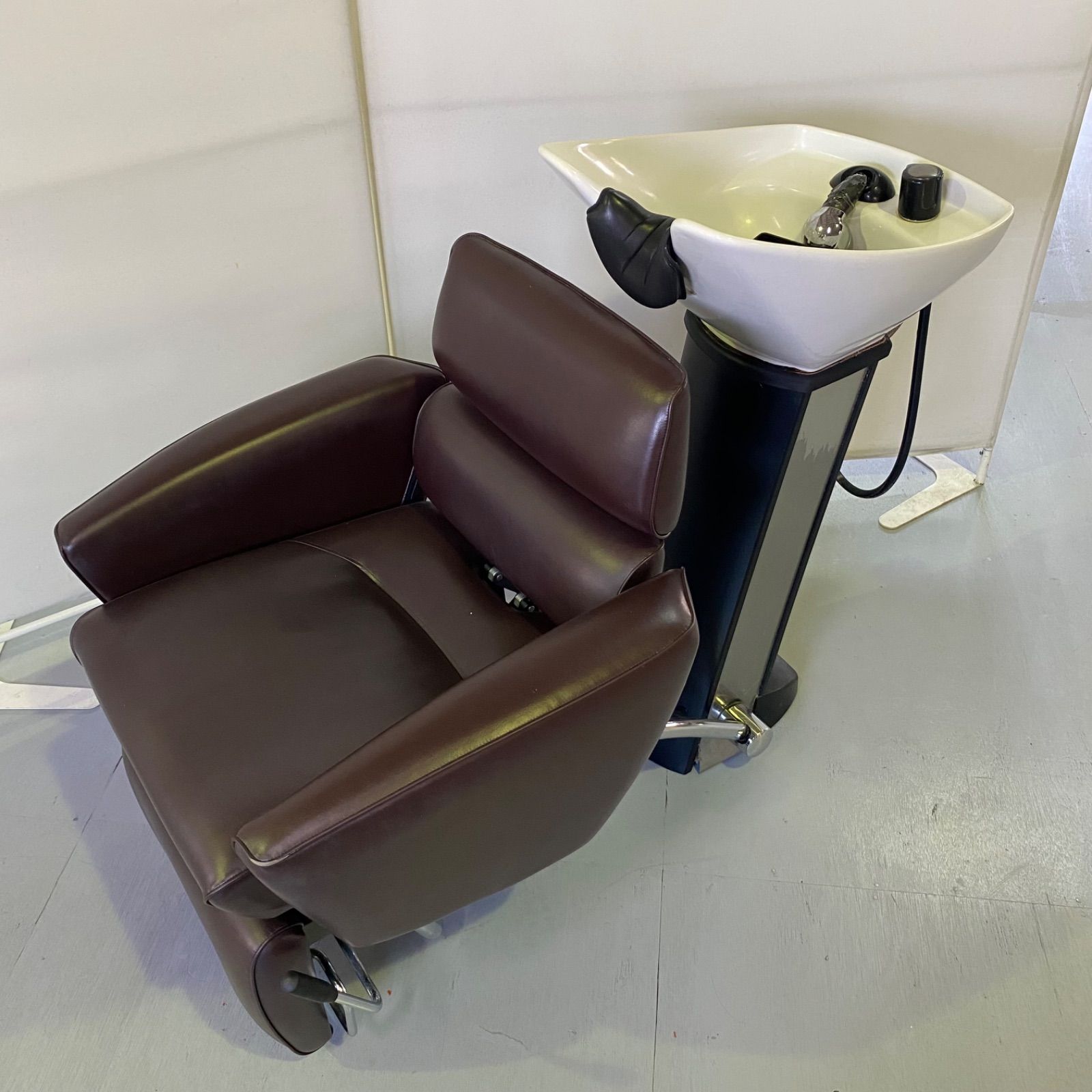 引取限定】シャワーチェア EX-NRS1B-B タカラベルモント - メルカリ