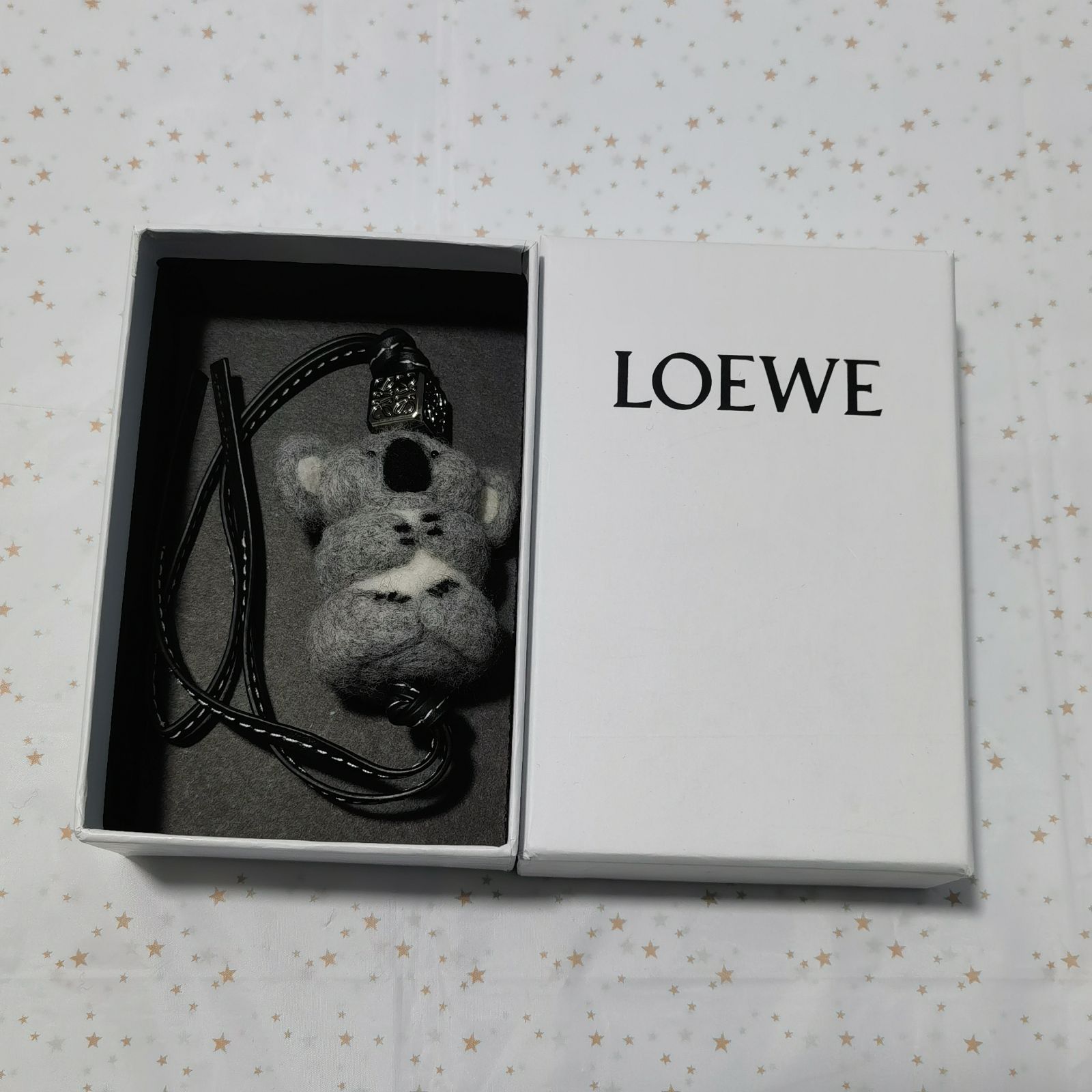 🌷︎人気の美品🌷︎LOEWE★バッグのお供に♪フェルト＆カーフ★コアラ チャーム