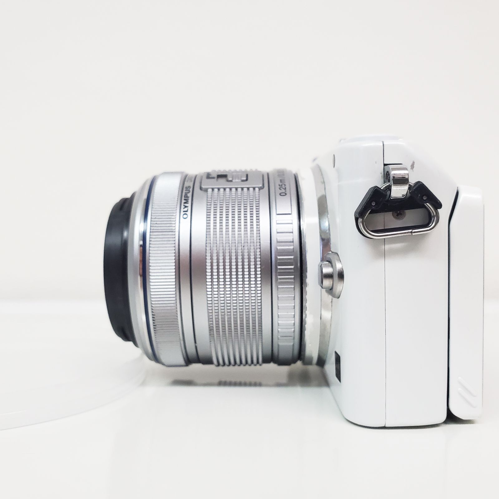 OLYMPUS デジタルカメラ ホワイト Amazon.co.jp: OLYMPUS デジタルカメラ XZ-1 ホワイト 1000万