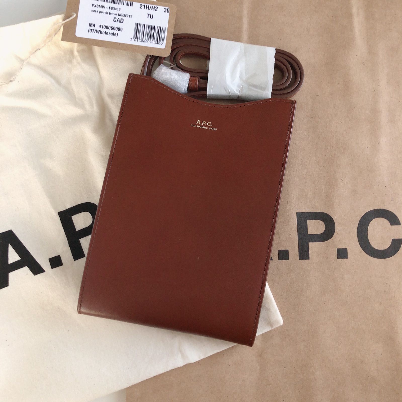 A.P.C アーペーセー Jamie ネックポーチ スクエア ミニバッグ-