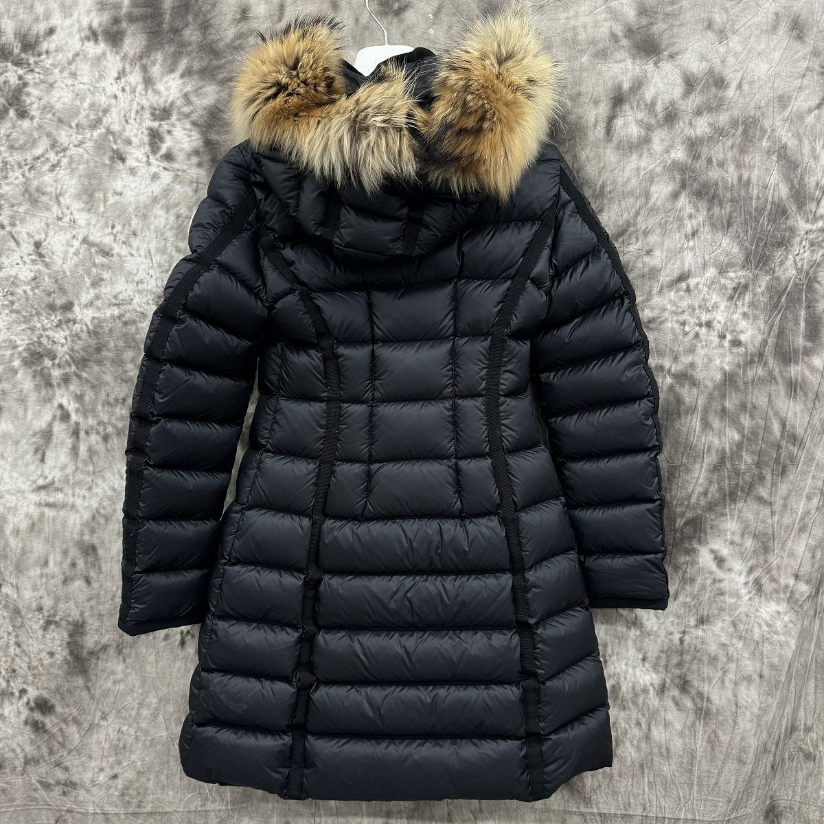 MONCLER/モンクレール HERMIFUR GIUBBOTTO/エルミファー ダウンコート D20934990015 53048/00 - メルカリ